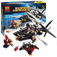 Конструктор Super Heroes 10226 Атака Бетмена