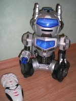 Интерактивный робот Линк